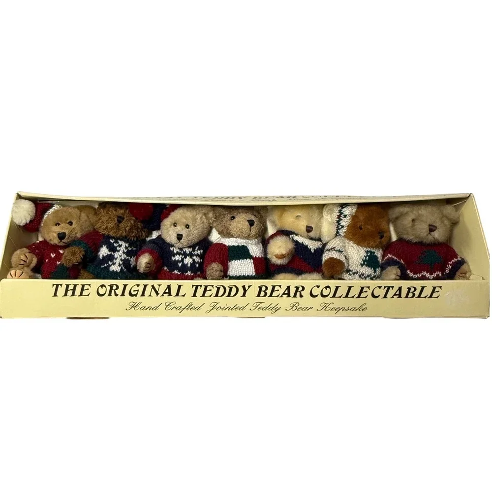 Chrisha Creations Original Teddy Bear Collectable Set 7‎ Jointed Bears Sweaters